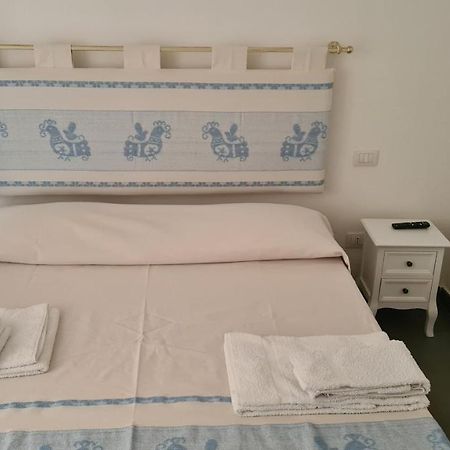 Red & Blue Rooms Olbia Exterior photo