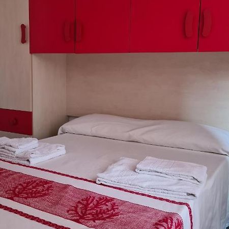 Red & Blue Rooms Olbia Exterior photo