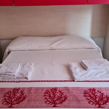 Red & Blue Rooms Olbia Exterior photo